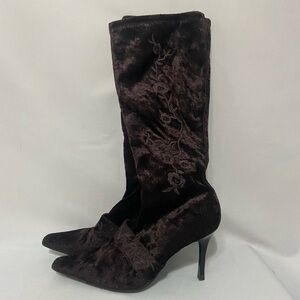 Amanda Smith EUC chocolate brown knee high velvet embroidered pointed toe boots